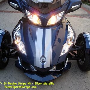 GT Racing stripes are a simple add that can really change the look of your RT. This Silver Metallic kit really sets this RT a part from all the others