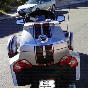 Natural Flame GT Racing Stripes really set off this Silver Spyder RT.  Special thanks to Tom O'