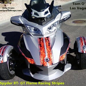 HOT Spyder GT Racing stripes.. This is a 1 of a kind Spyder.  Tom O' rolling in style.. Thanks for letting us be a part of it Tom..