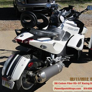 RS Spyder Shield w  fender kit produced in our 3M Carbon Fiber film. A classy combo for any Spyder.