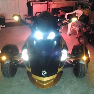 Can Am Front View Closeup