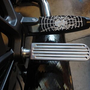 1st gen Muff Keepers  Footpeg Pics