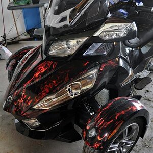 RT Natural flame- Flames aren't for everyone but if you like realistic flames then this is where you need to be.  We have this effect for the Spyder R