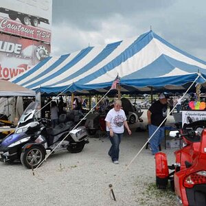 sat in vendor village