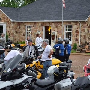 sat night wagon wheel wait