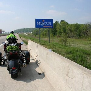 Missouri State Line!