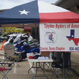 Conroe Powersports Spyder Get together 001