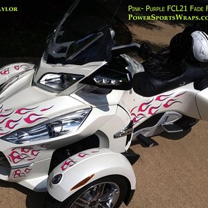 Pink-Purple fade FCL21 fade decal kit for Spyder RT.