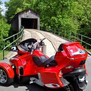 2012 05 23 15.31.22 (800x591) Redman  and Euharlee Creek covered bridge.....