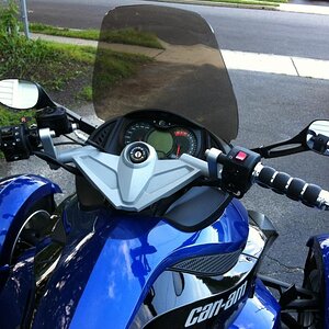 Kury Grips, 4"risers and Mirror extenders