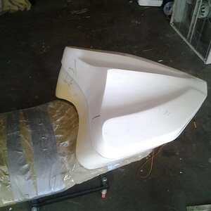 Prototype lid and seat pan 4