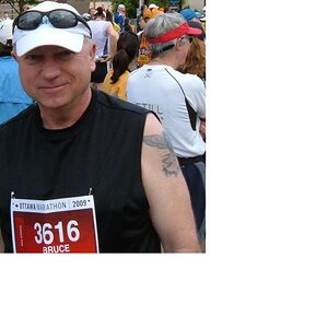 Bruce just before the Ottawa Marathon 2009
