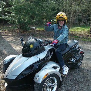 2008 05 06 16 39 39 0006
Heading out on my first 100% legal ride in 30 years!