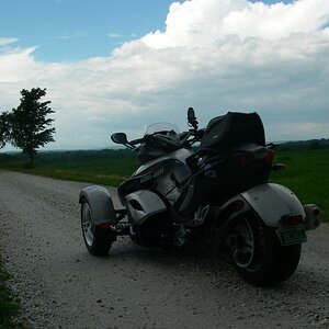 IMGP2060

Summer cumulus in VT