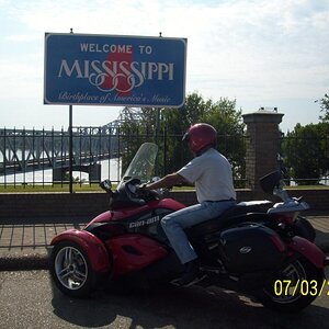 Mississippi Welcome.  I-10 east.