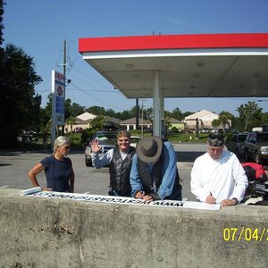 Banner signing at the DQ, Pensacola, FL