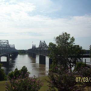 Vicksburg, MS-welcome center.