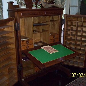 Wooten Desk company. Love to have this one.