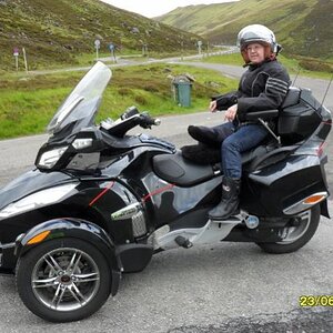 Spyder in the Scotish Highlands