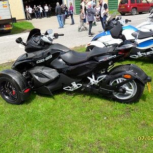 SAM 03http://www.spyderlovers.com/forums/album.php?albumid=2199&attachmentid=4913925 (640x480)