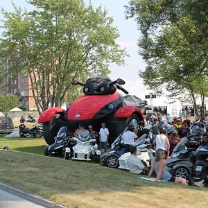 Few participants cooling off in the shade