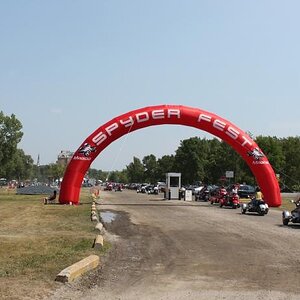 Parade:  Back at Spyderfest after 60 minutes of parade