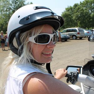 Debbie kicking off the parade with the woman's group ryding their spyders. The man followed!