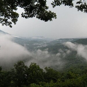 179902 4257410434093 1003215042 n (300x225)