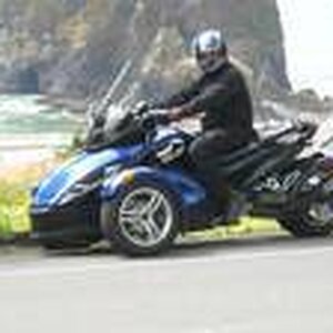 Close in of spyder man and rock behind