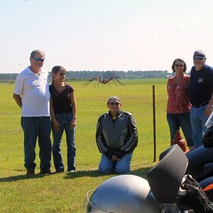 Five Spyder riders, one spider and a bull Aug 25, 2012