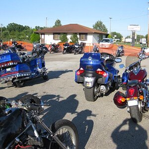 IMG 3596 roadhouse grill rided