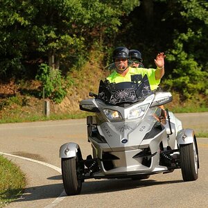 Ed and Mary Tail of the Dragon 2012 09 05 (b)