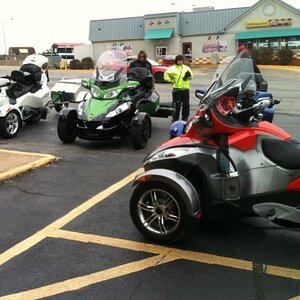 Steve & Connie Mac, Jeff & Brenda Campbell & Brenda Barton at Coltons in Poplar Bluff. They went on to Branson, I had to bail back home. Another day t