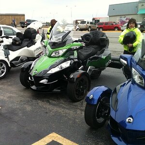 Spyders in Poplar Bluff.