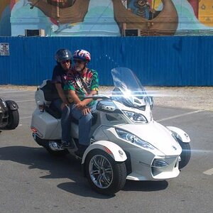 some of the Spyder riders from Central Florida