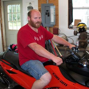 Rockin the beard after bein on the road for three months.