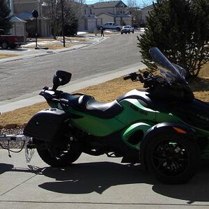 MY spYder and Trailer