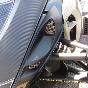 Spyder Pops Grills in Place of Foglights