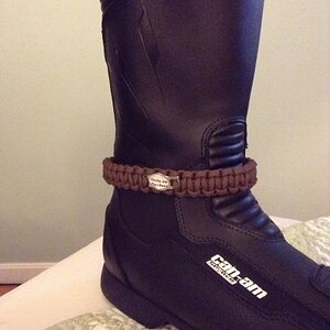 Bootstrap from Paracord Collars, LEashes and More Facebook page