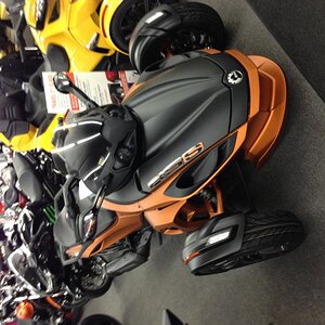 wish I could turn this but first site in showroom... bought it 15 minutes later