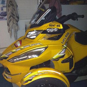 RT "Ralley Check"  Yellow - We can create the look you want for your Spyder. Email: Pete@powersportswraps.com