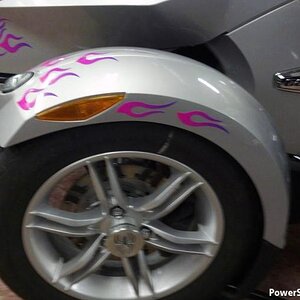 Dragon Flames RT  Front fender and side view of the Pink/Purple flames 21 series.