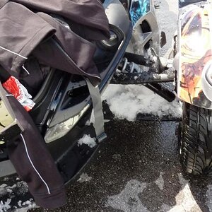 cooling the front shocks