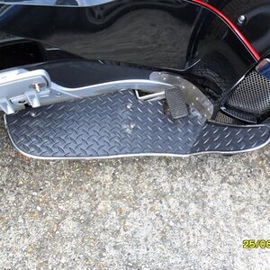 RHS View see S/S Allen Head Flange bolts used 
Front M6 X 45mm
Rear M6 X 30mm