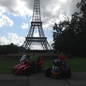 Effiel Tower Memorial Park