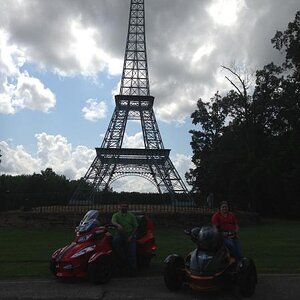 Effiel Tower Memorial Park