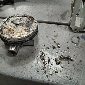 3Tracs front piston and valve 2