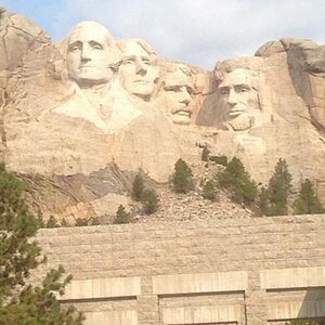 MT RUSHMORE