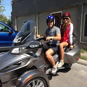 Oh La-La !, my Italian friends visiting this summer enjoyed the Spyder RT