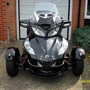 My Spyder RT-S 2010 Model SE5
New ride height - Elka's + Pitbull Powersports Relocators fitted